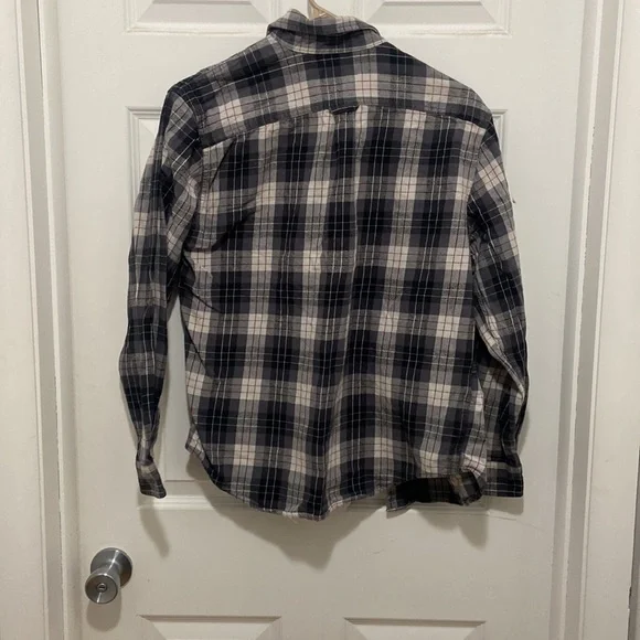 Eddie Bauer gender neutral flannel - Picture 4 of 4